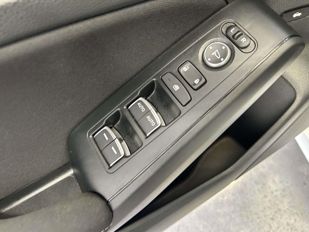 Used 2025 Honda Civic Sport image 19