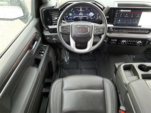 Used 2025 GMC Sierra 1500 SLT image 11