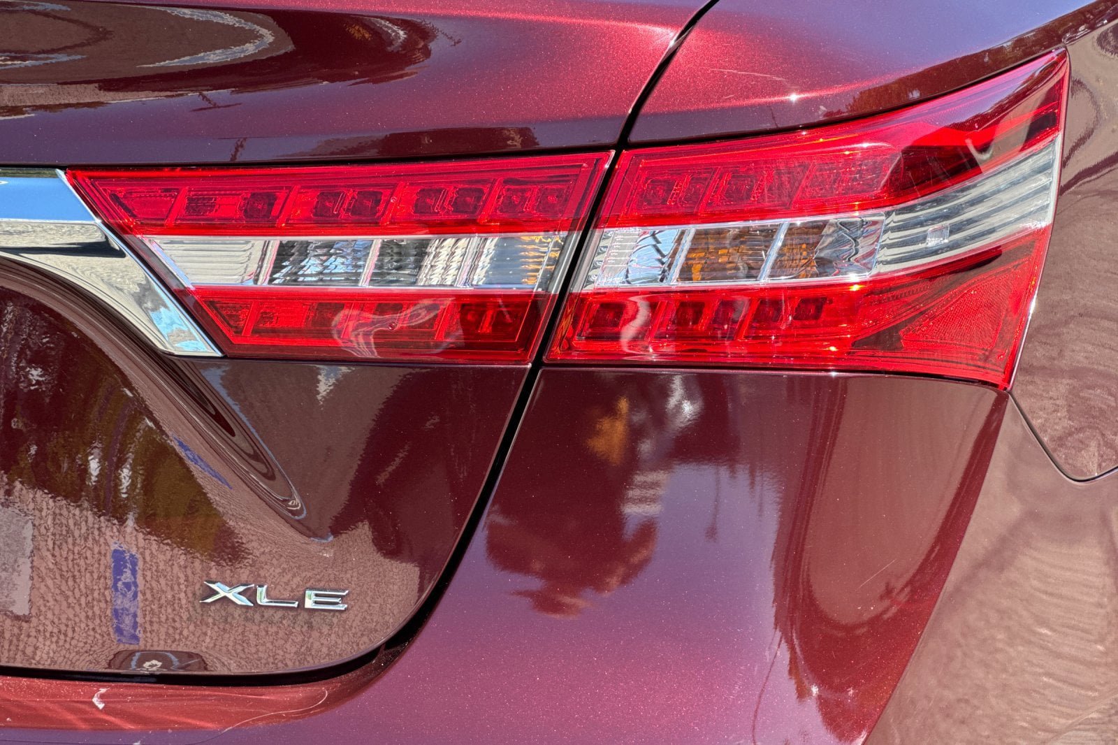 Used 2014 Toyota Avalon XLE Touring FWD image 22