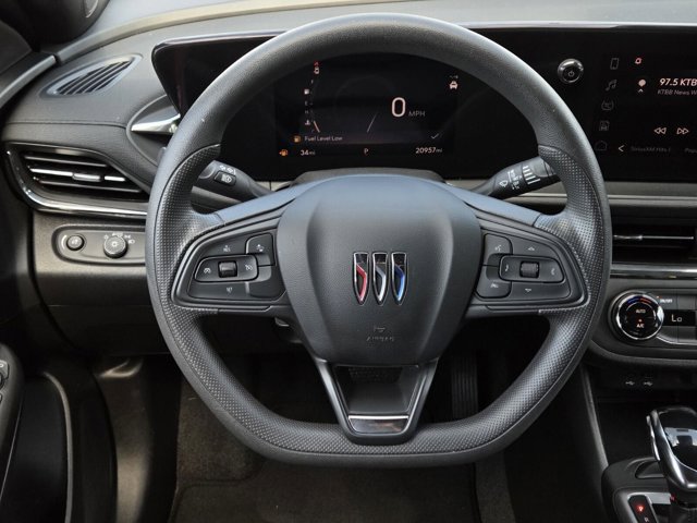Used 2026 Buick Envista Preferred FWD image 17