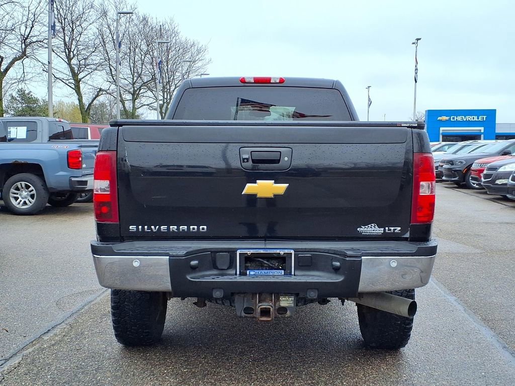 Used 2012 Chevrolet Silverado 2500 LTZ w/ LTZ Plus Package image 5