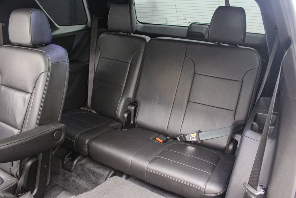 Used 2022 Chevrolet Traverse LT w/ LT Premium Package AWD/4WD image 23