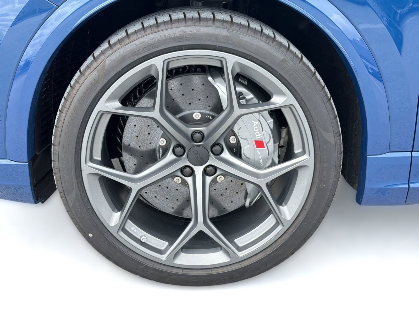 New 2026 Audi RS Q8 performance image 12