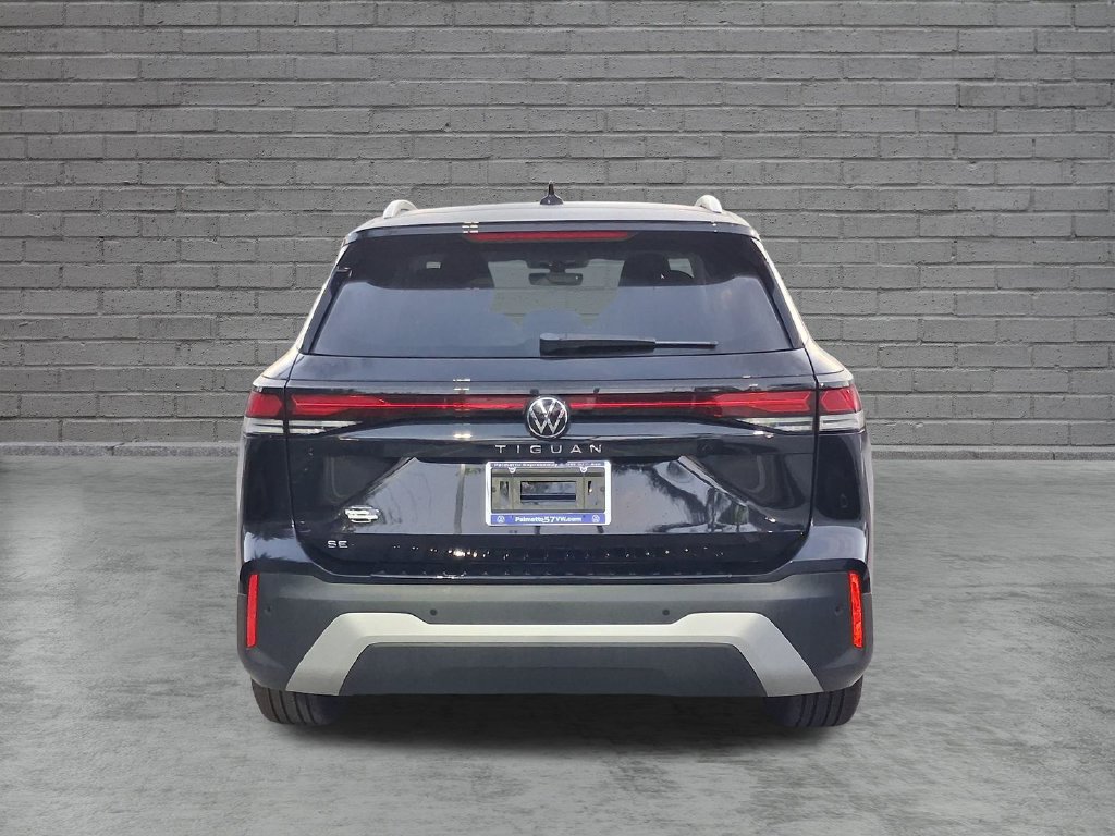 New 2026 Volkswagen Tiguan SE FWD image 4
