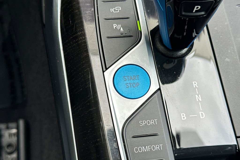 Used 2023 BMW i4 eDrive35 image 25