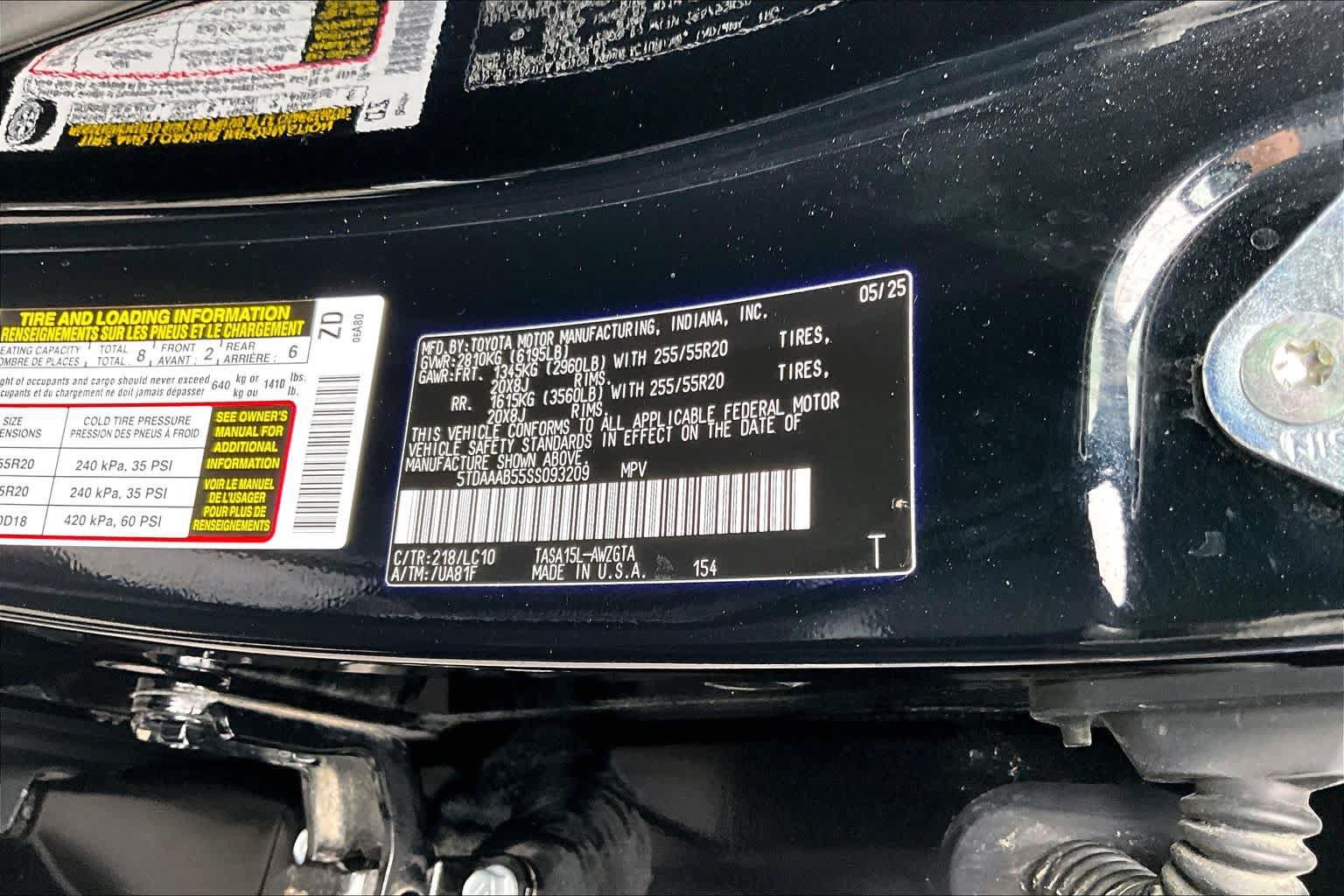 Certified 2025 Toyota Grand Highlander AWD image 34