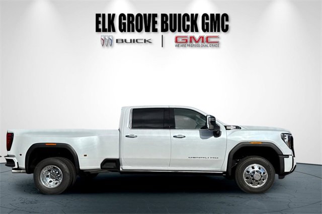 New 2026 GMC Sierra 3500 Denali Ultimate image 3