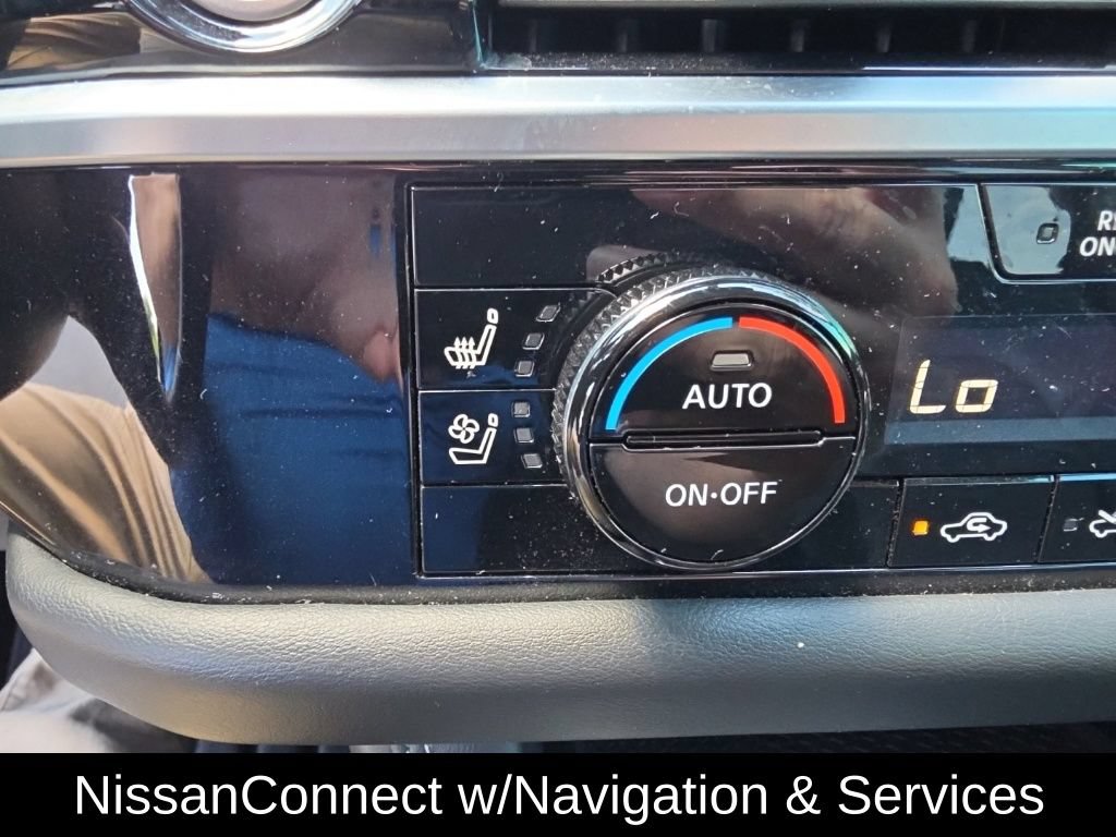 Certified 2024 Nissan Pathfinder Platinum w/ Cargo Package FWD image 23