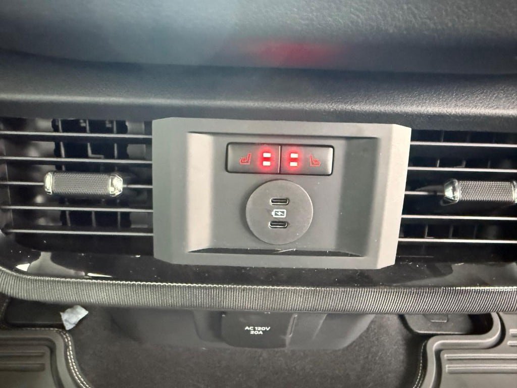 New 2025 Ford F150 Lightning Platinum AWD/4WD image 12