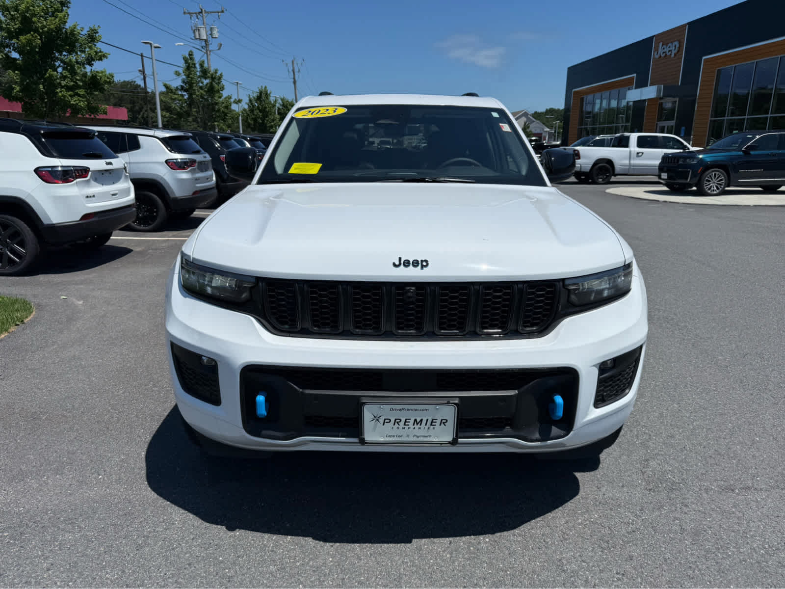 Used 2023 Jeep Grand Cherokee 30th Anniversary AWD/4WD image 2