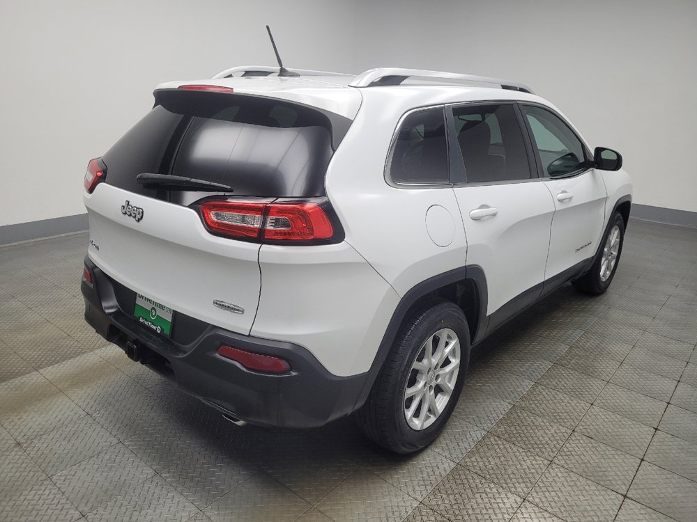 Used 2014 Jeep Cherokee Latitude w/ Cold Weather Group AWD/4WD image 9