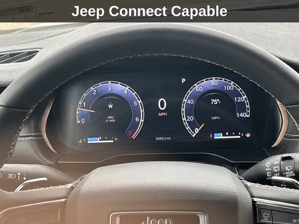 Used 2023 Jeep Grand Cherokee Altitude AWD/4WD image 20
