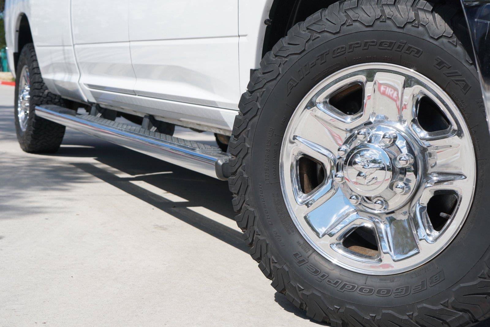 Used 2015 RAM 2500 Tradesman w/ Chrome Appearance Group RWD image 2