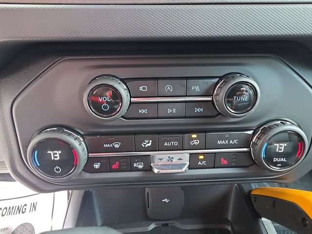 Used 2024 Ford Bronco Badlands AWD/4WD image 24