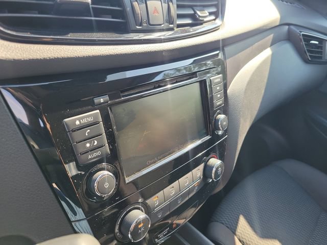 Used 2020 Nissan Rogue Sport S FWD image 28