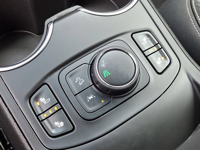 Certified 2024 GMC Terrain SLT FWD image 23