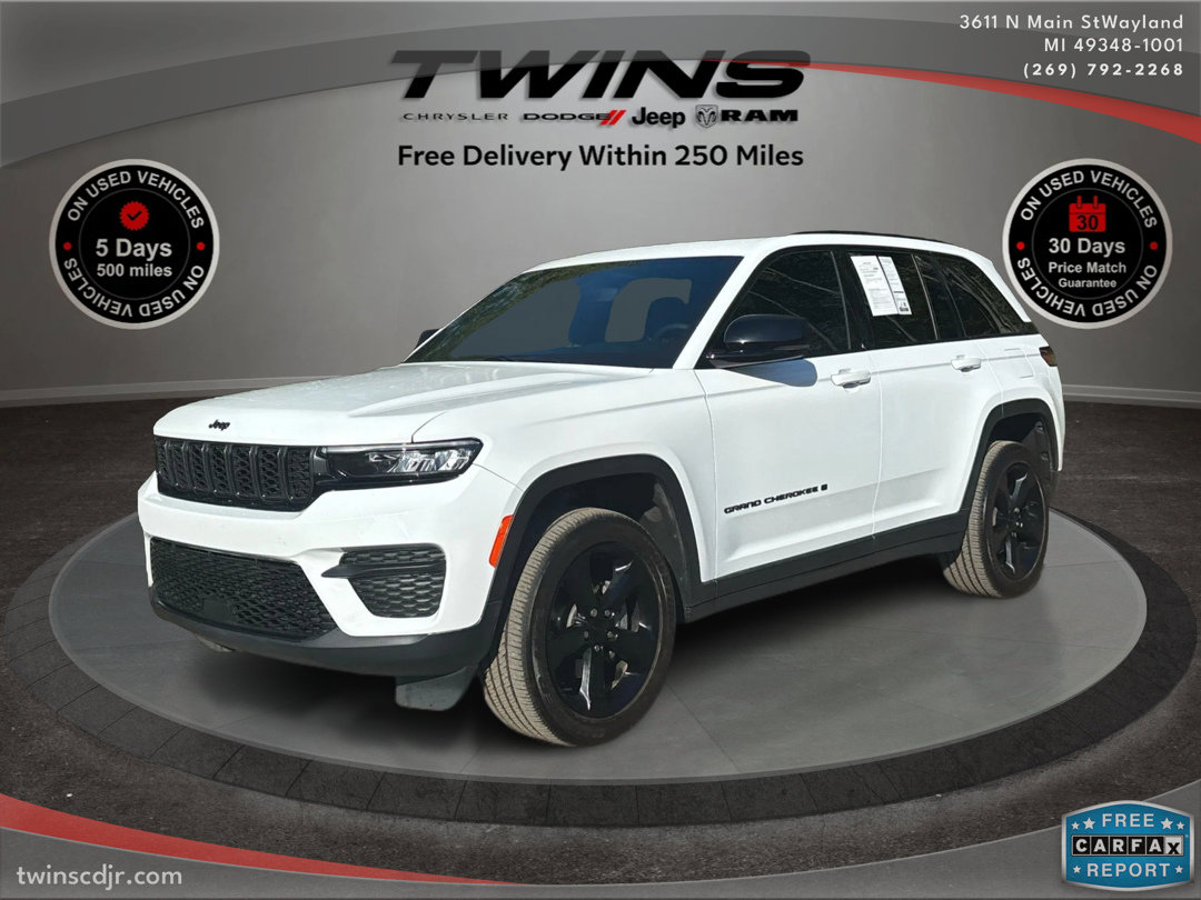 Used 2023 Jeep Grand Cherokee Altitude image 9