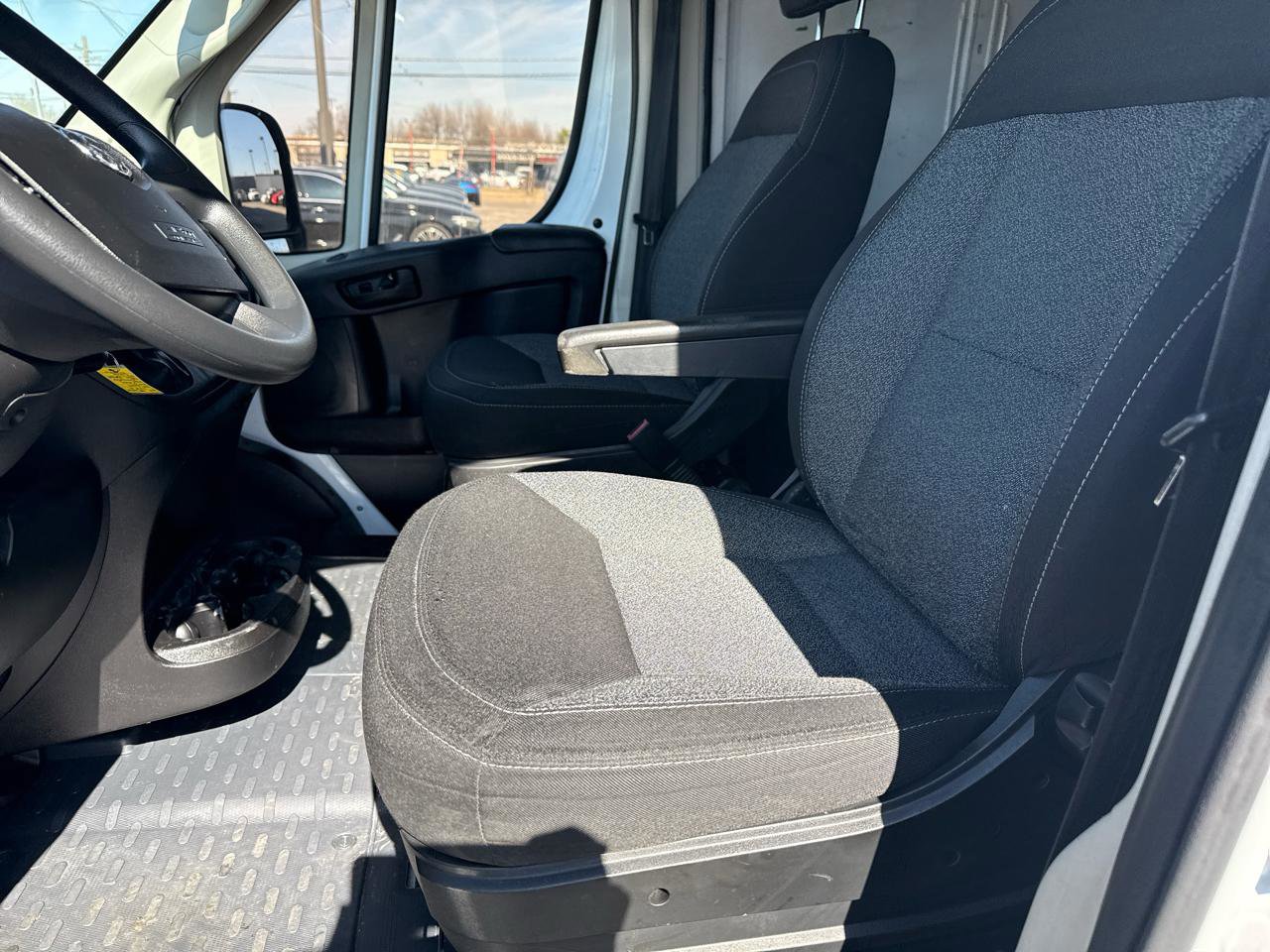 Used 2019 RAM ProMaster 2500 FWD image 11
