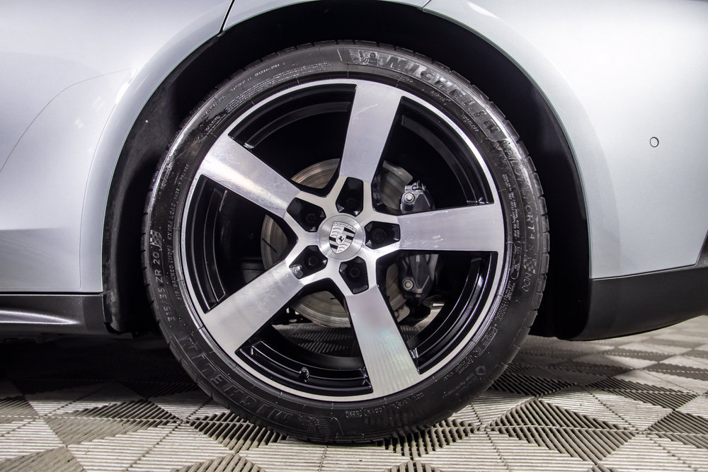 Used 2024 Porsche Panamera image 43