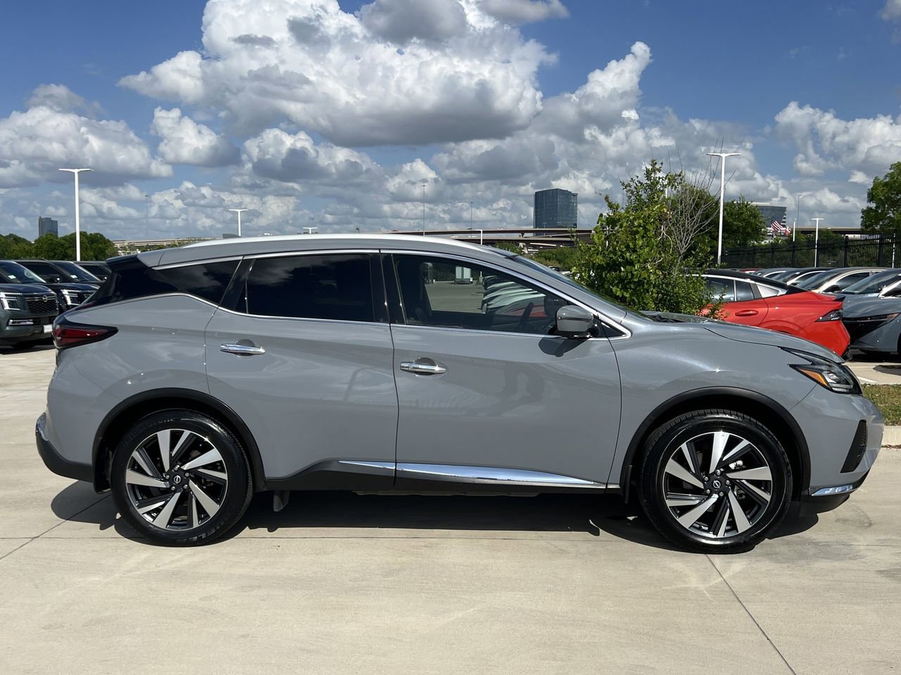 Certified 2023 Nissan Murano SL w/ Cargo Package FWD image 3