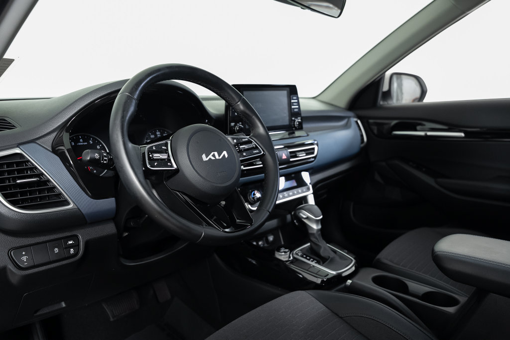 Used 2023 Kia Seltos S FWD image 24