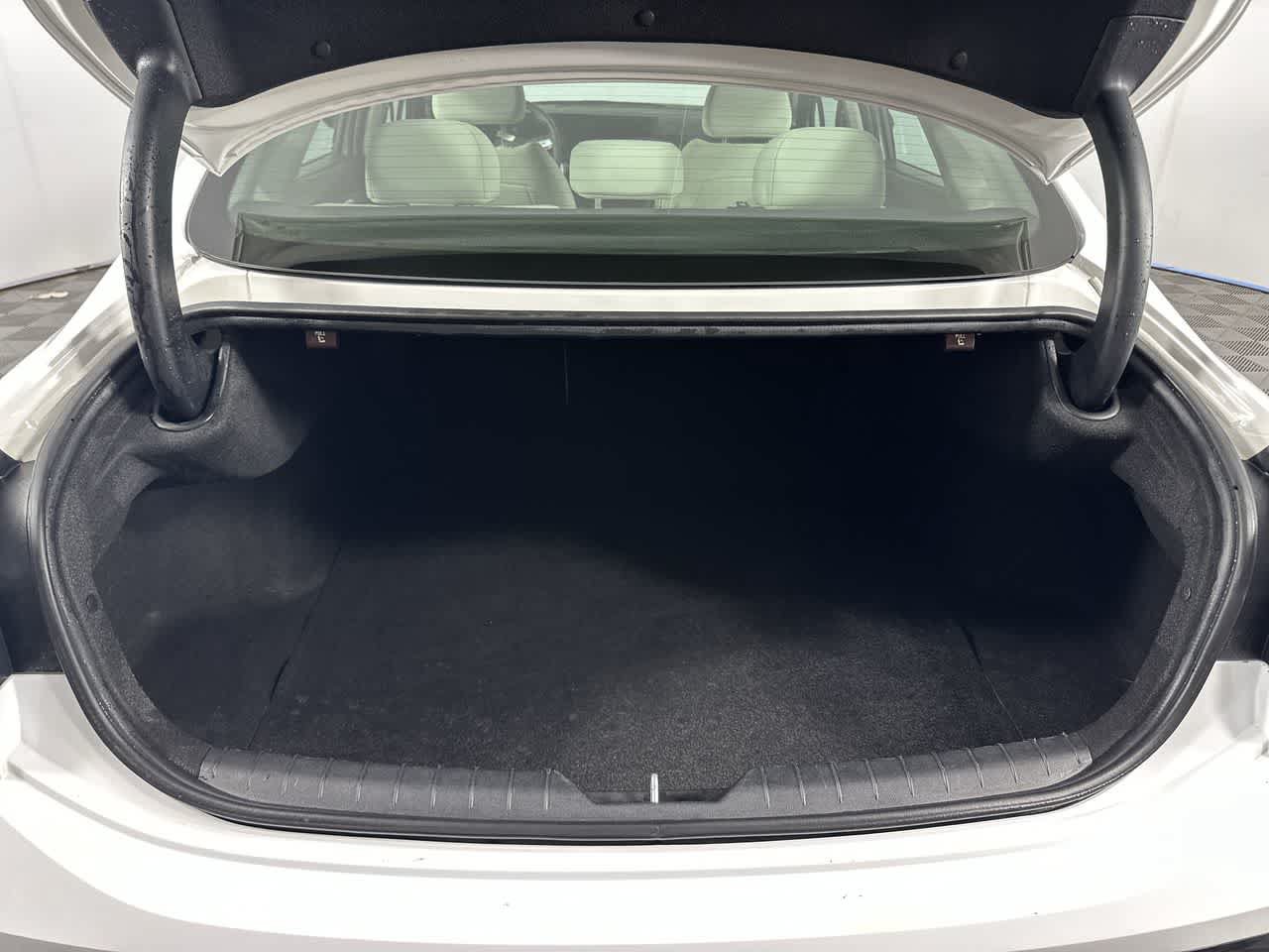 Used 2025 Hyundai Sonata SEL FWD image 21