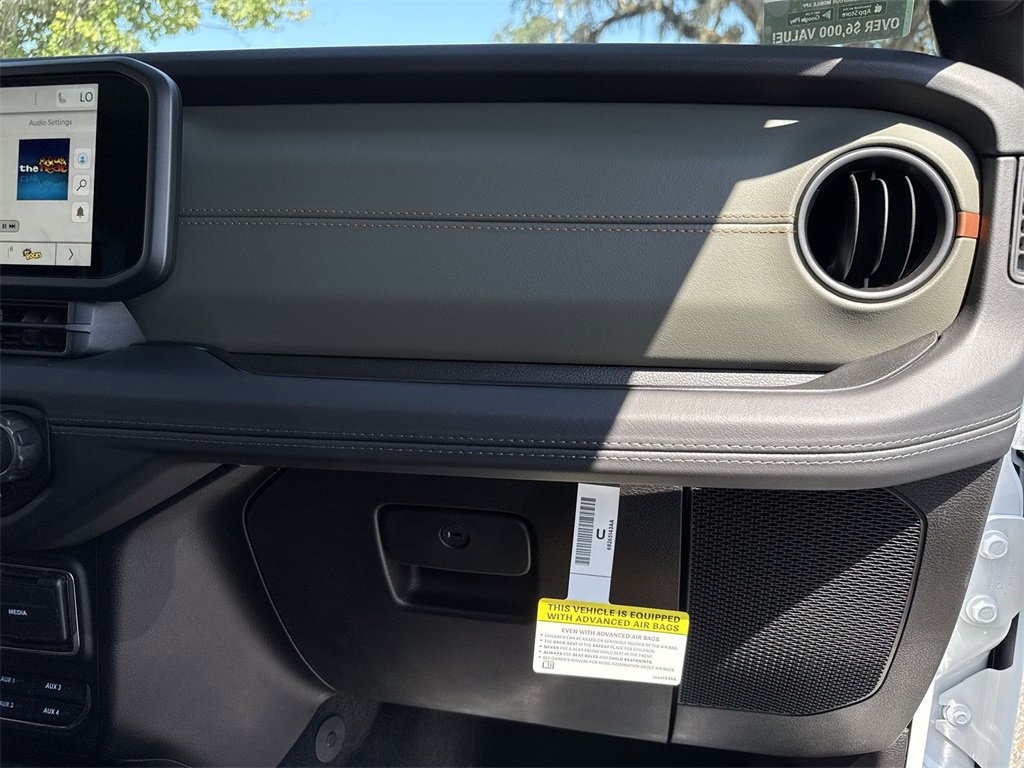 New 2025 Jeep Gladiator Mojave image 31