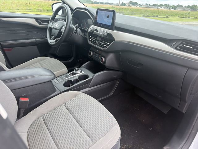 Used 2022 Ford Escape SE FWD image 15