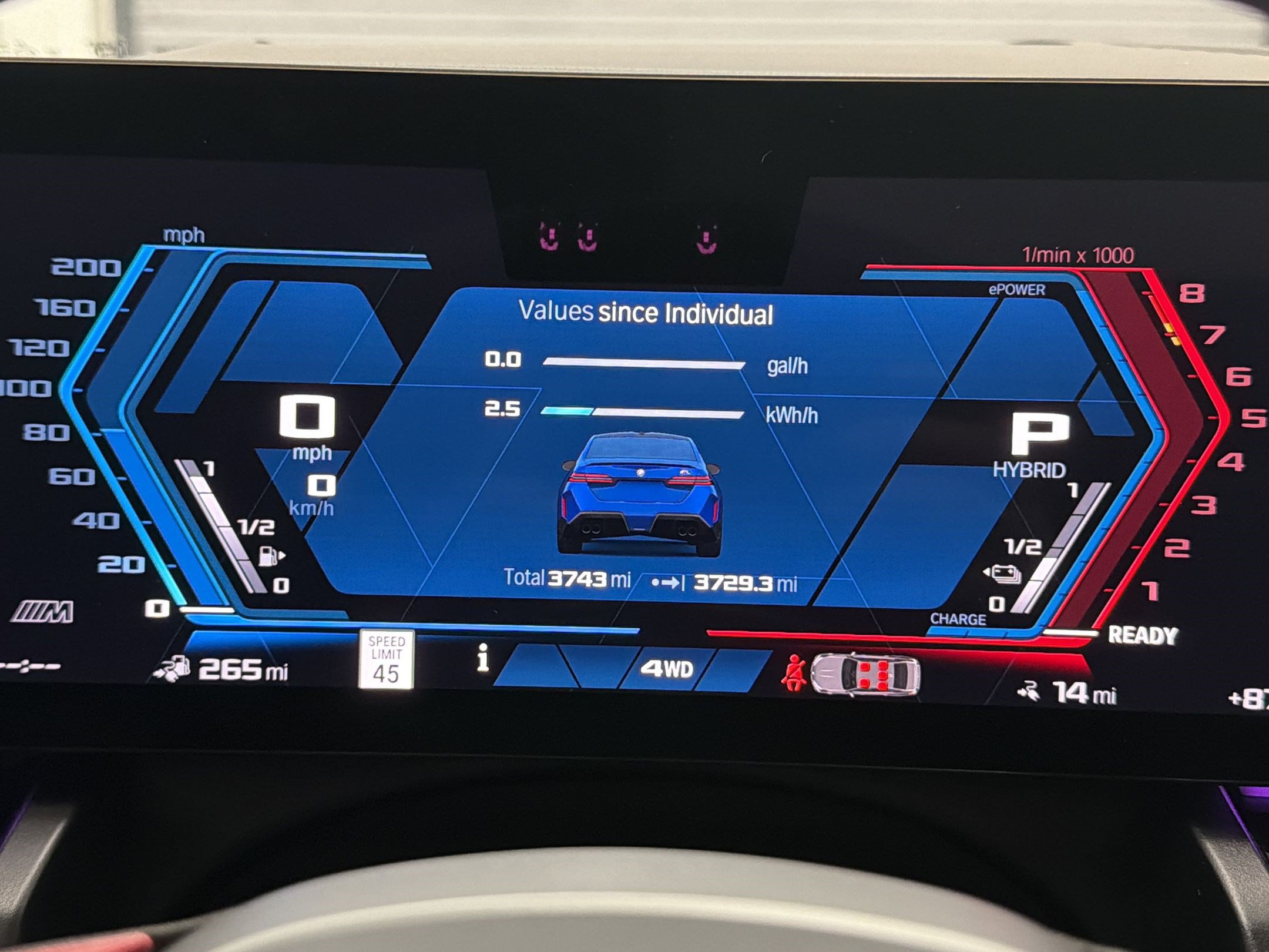 Certified 2025 BMW M5 w/ Executive Package AWD/4WD image 21