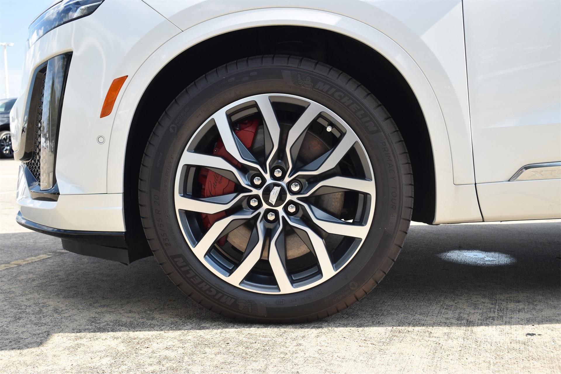 New 2025 Cadillac XT6 Sport w/ Platinum Package image 31