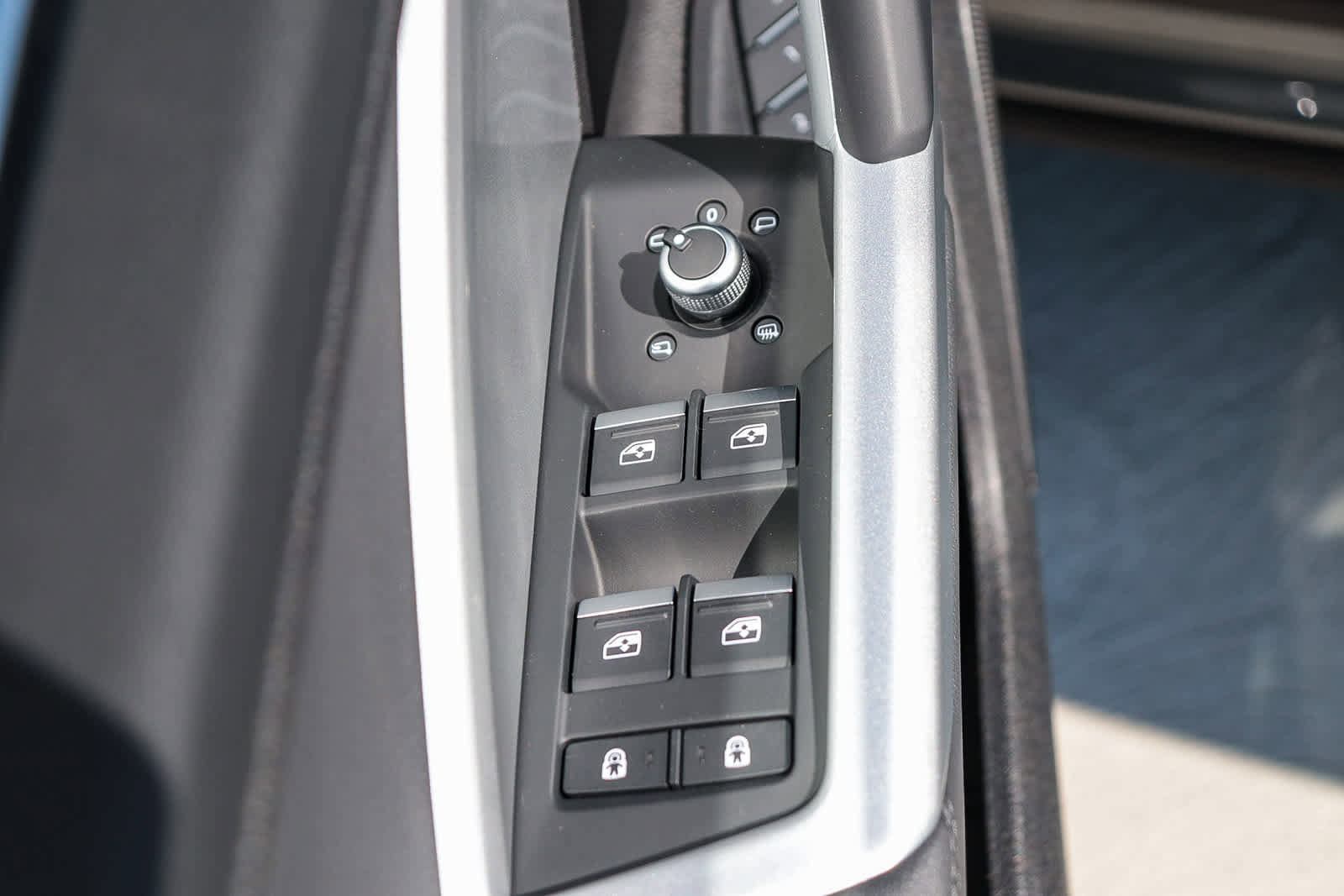 New 2025 Audi Q3 2.0T Premium image 27