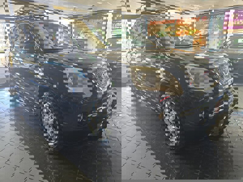 Used 2009 GMC Acadia SLT image 3