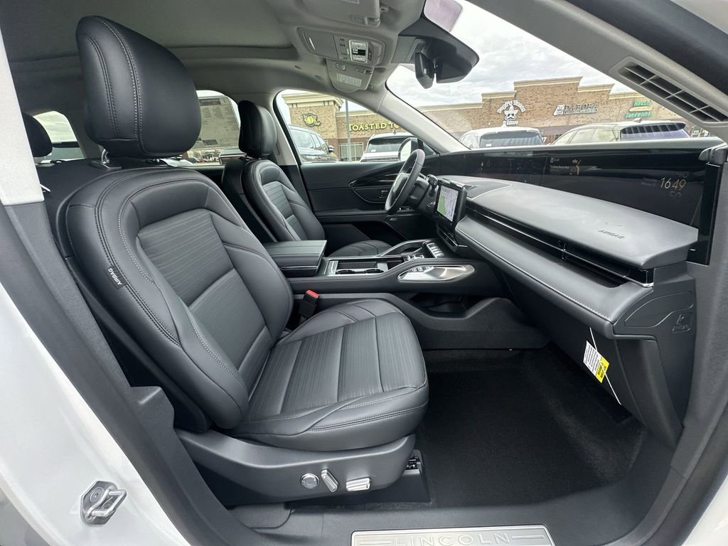 New 2026 Lincoln Nautilus Reserve w/ Jet Appearance Package image 25