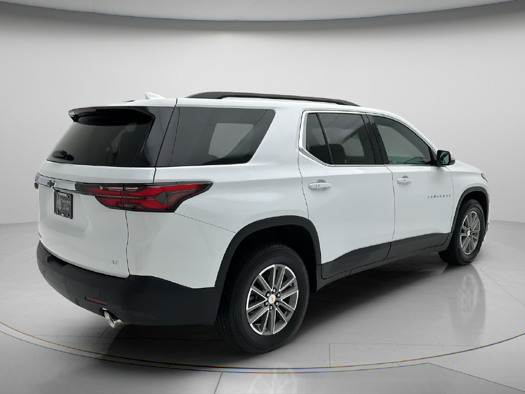 Used 2023 Chevrolet Traverse LT w/ LPO, Floor Liner Package AWD/4WD image 5