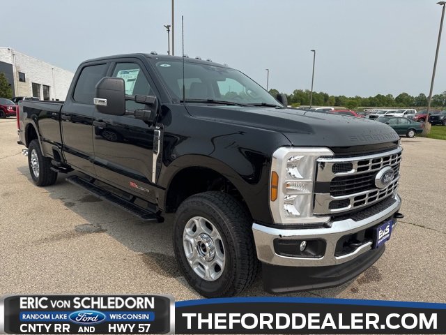 New 2025 Ford F350 XLT