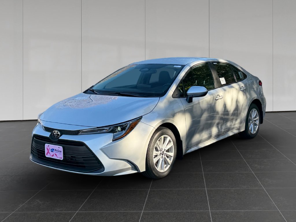 New 2027 Toyota Corolla LE w/ LE Premium Package FWD image 1