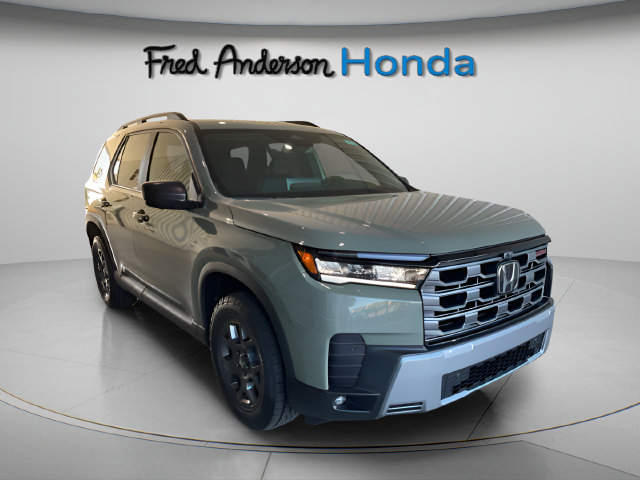 New 2026 Honda Pilot TrailSport image 3