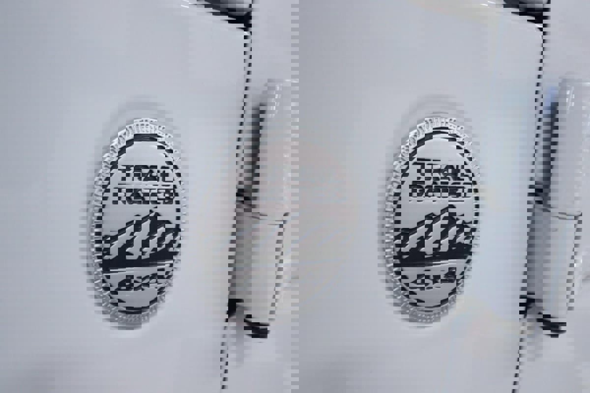 Used 2021 Jeep Wrangler Unlimited Sahara image 34