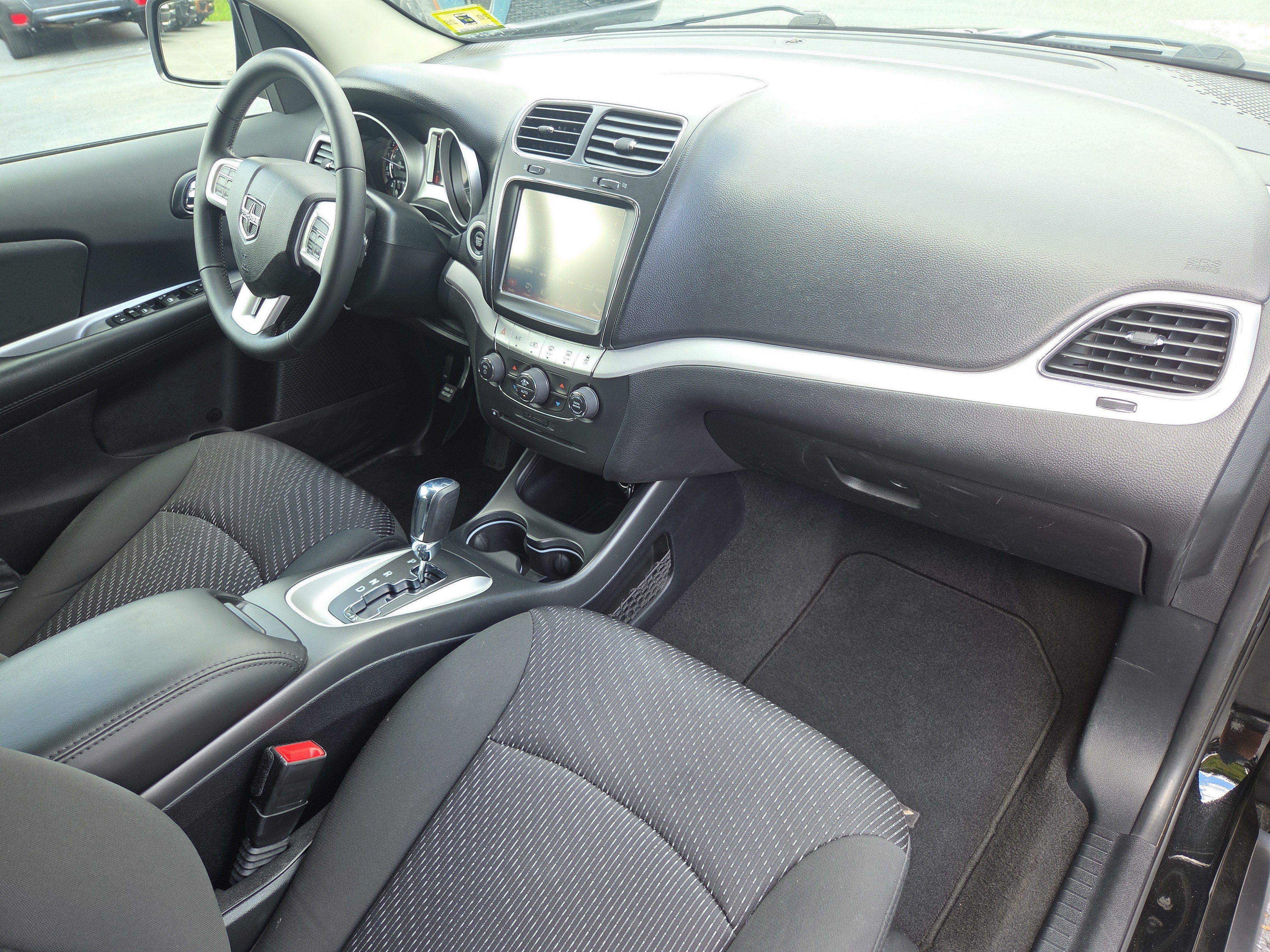 Certified 2017 Dodge Journey SXT AWD/4WD image 19
