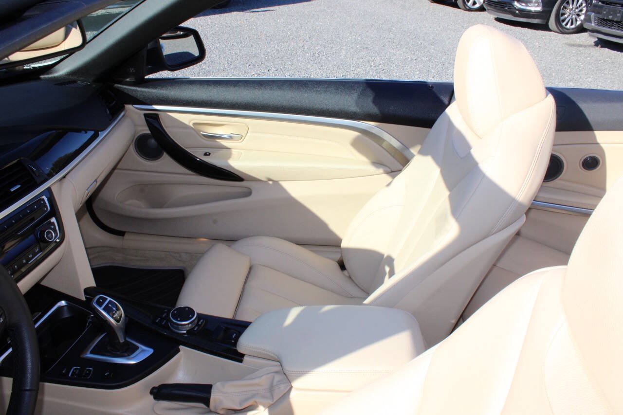 Used 2015 BMW 428i xDrive Convertible w/ Technology Package AWD/4WD image 22