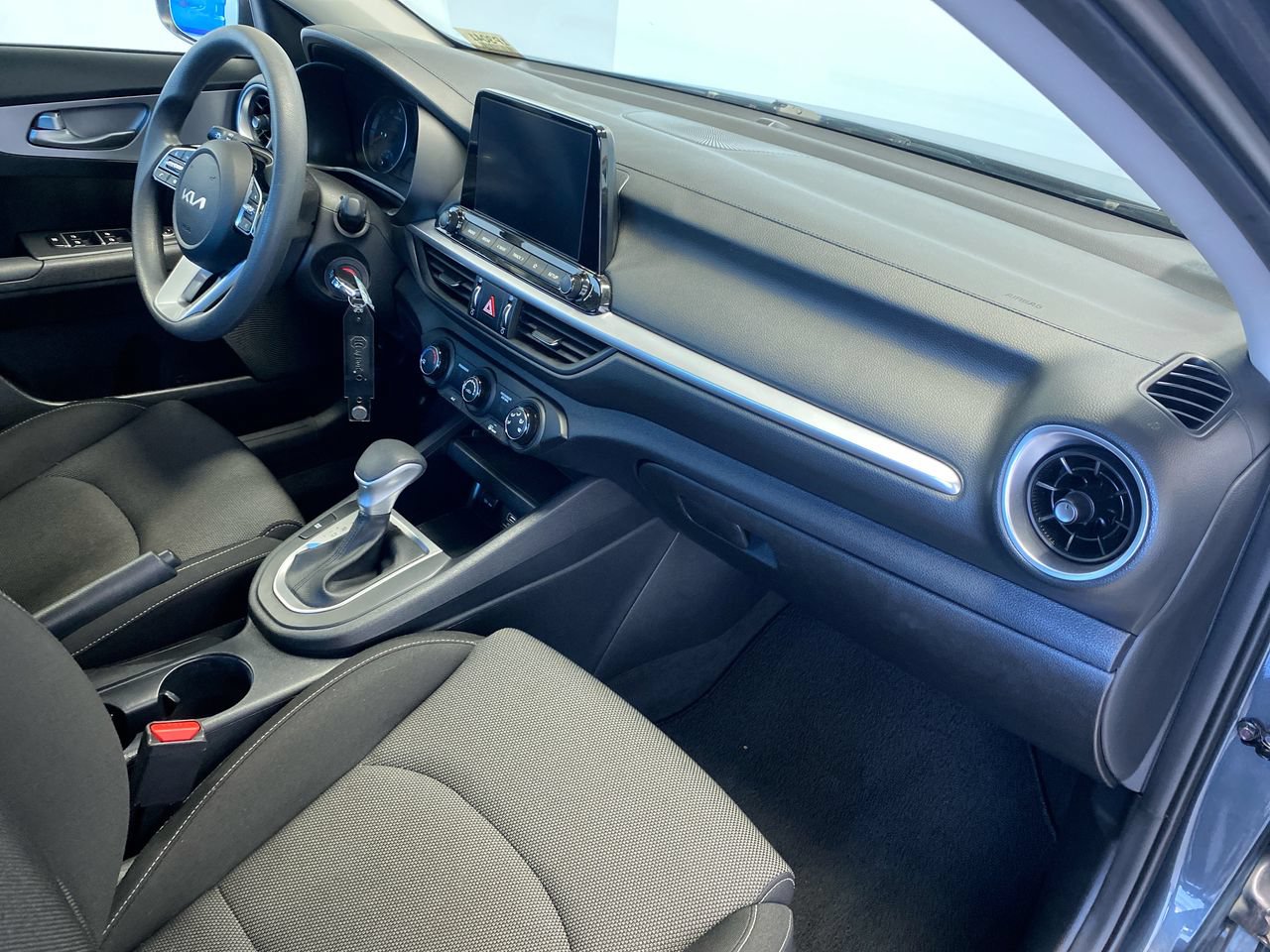Used 2024 Kia Forte LXS FWD image 29