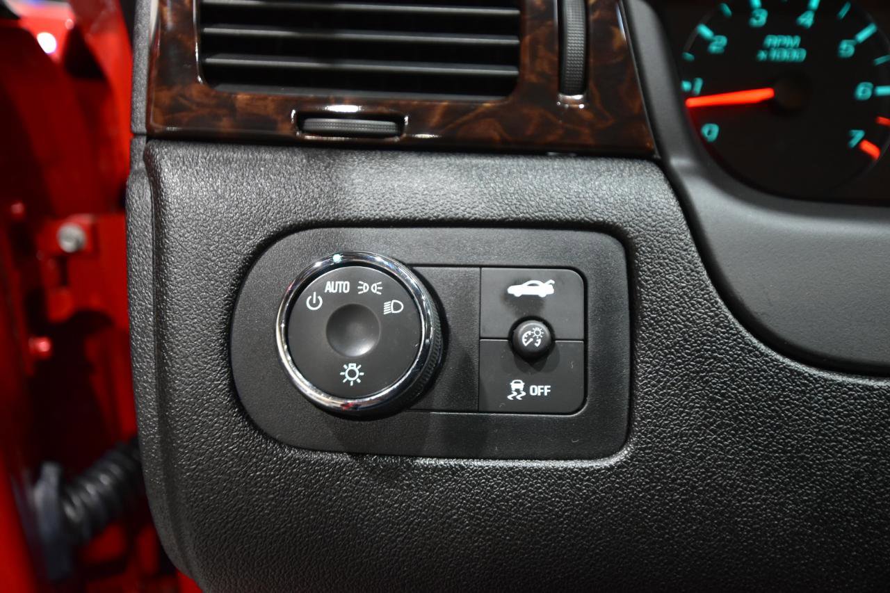 Used 2012 Chevrolet Impala LT image 17