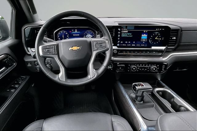 Used 2024 Chevrolet Silverado 1500 LTZ w/ LTZ Premium Package AWD/4WD image 9