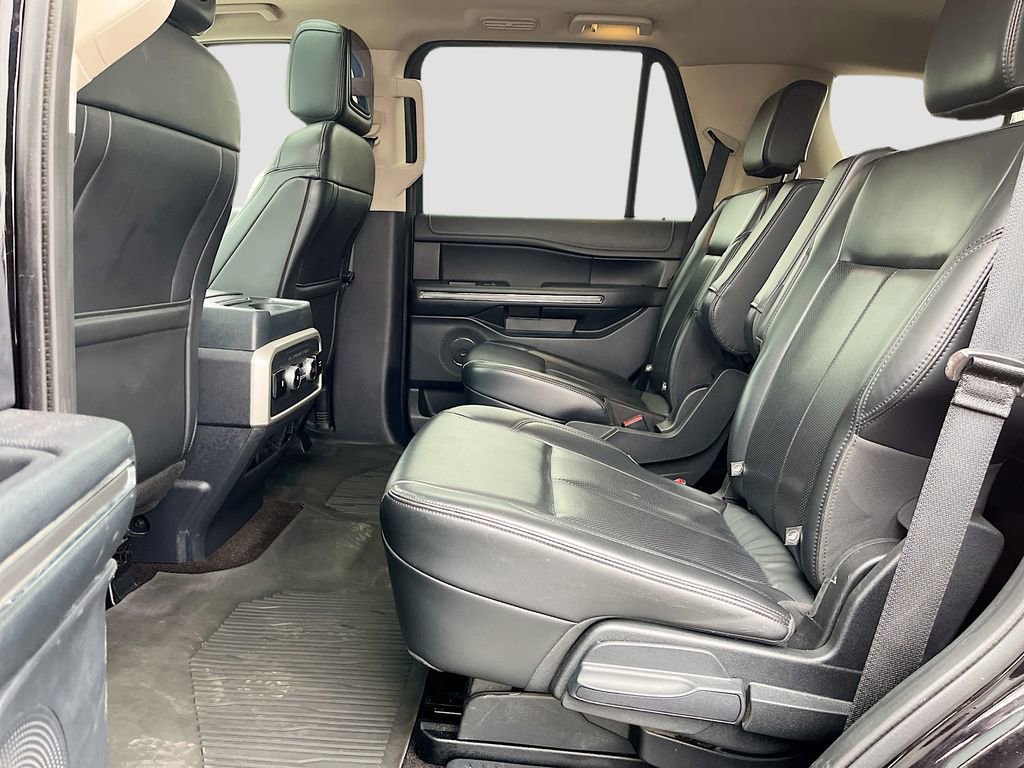 Used 2022 Ford Expedition XLT AWD/4WD image 24