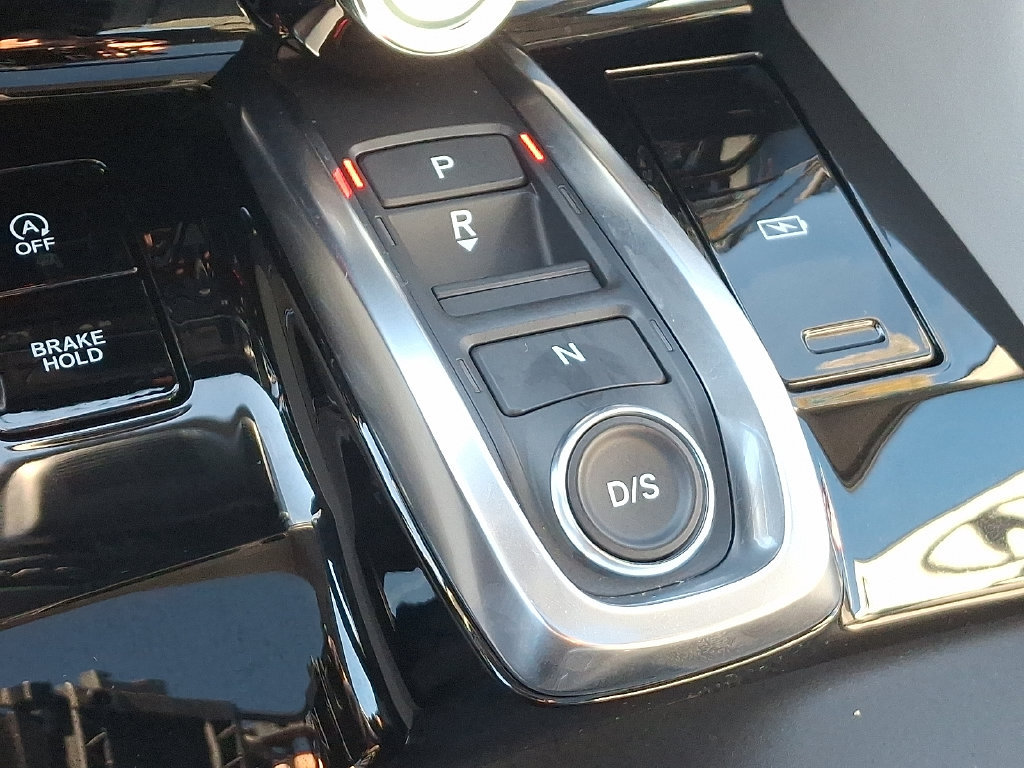 Certified 2026 Acura MDX w/ Technology Package AWD/4WD image 16
