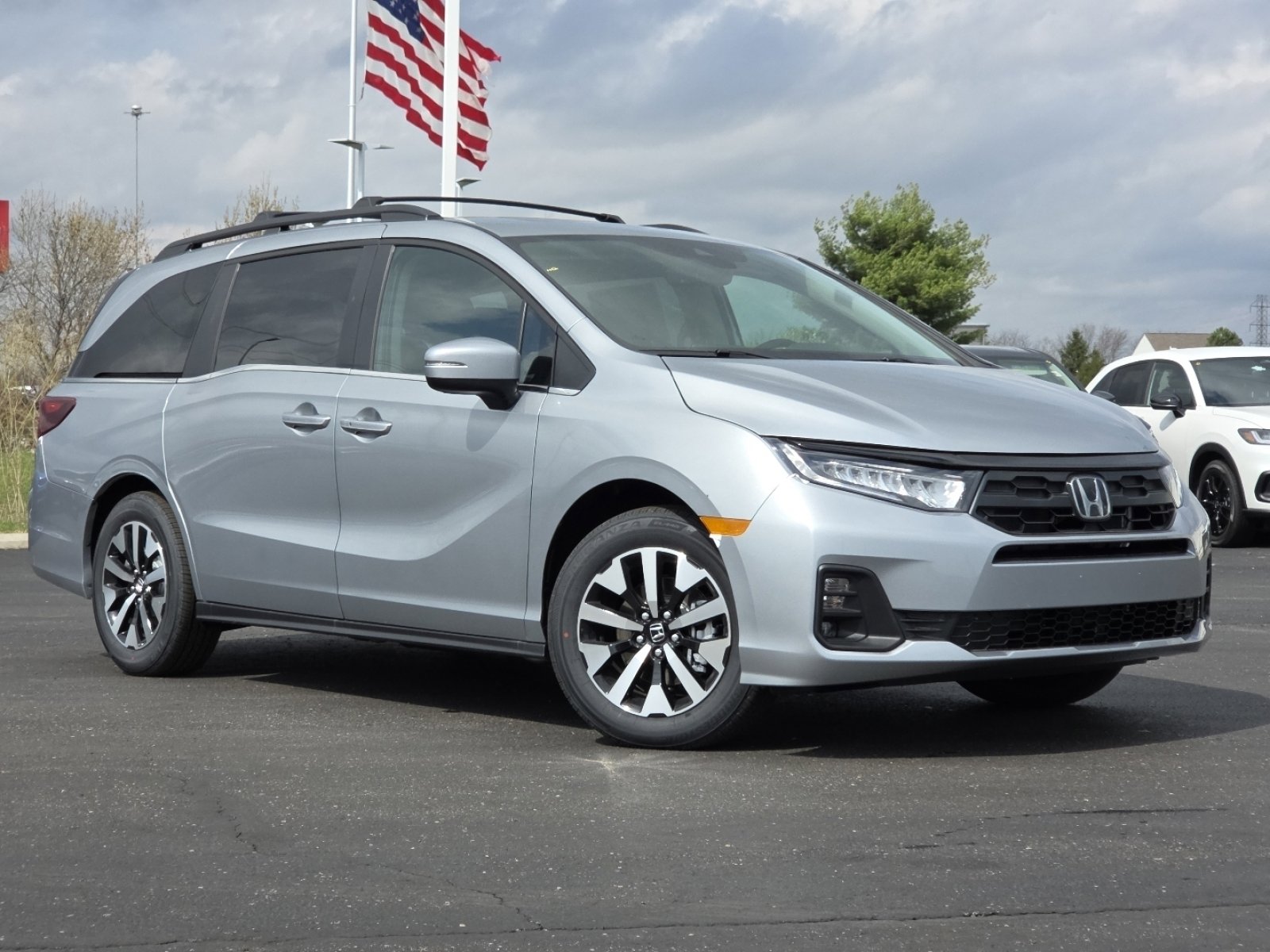 New 2026 Honda Odyssey EX-L image 2