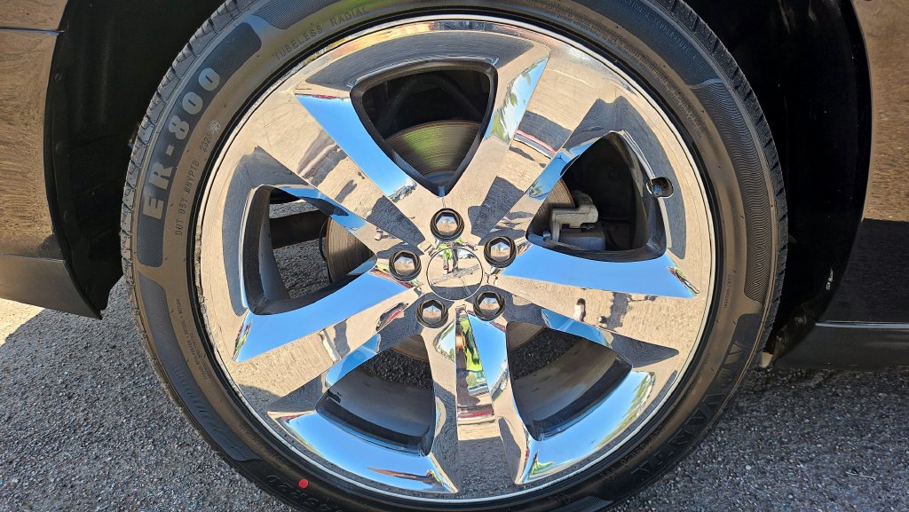 Used 2013 Dodge Challenger R/T Plus RWD image 17