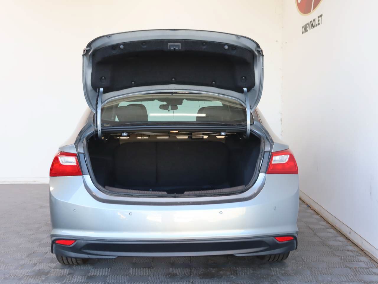 Used 2024 Chevrolet Malibu LT FWD image 6