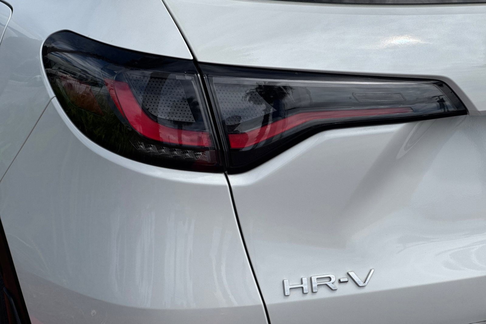 Used 2023 Honda HR-V LX image 12