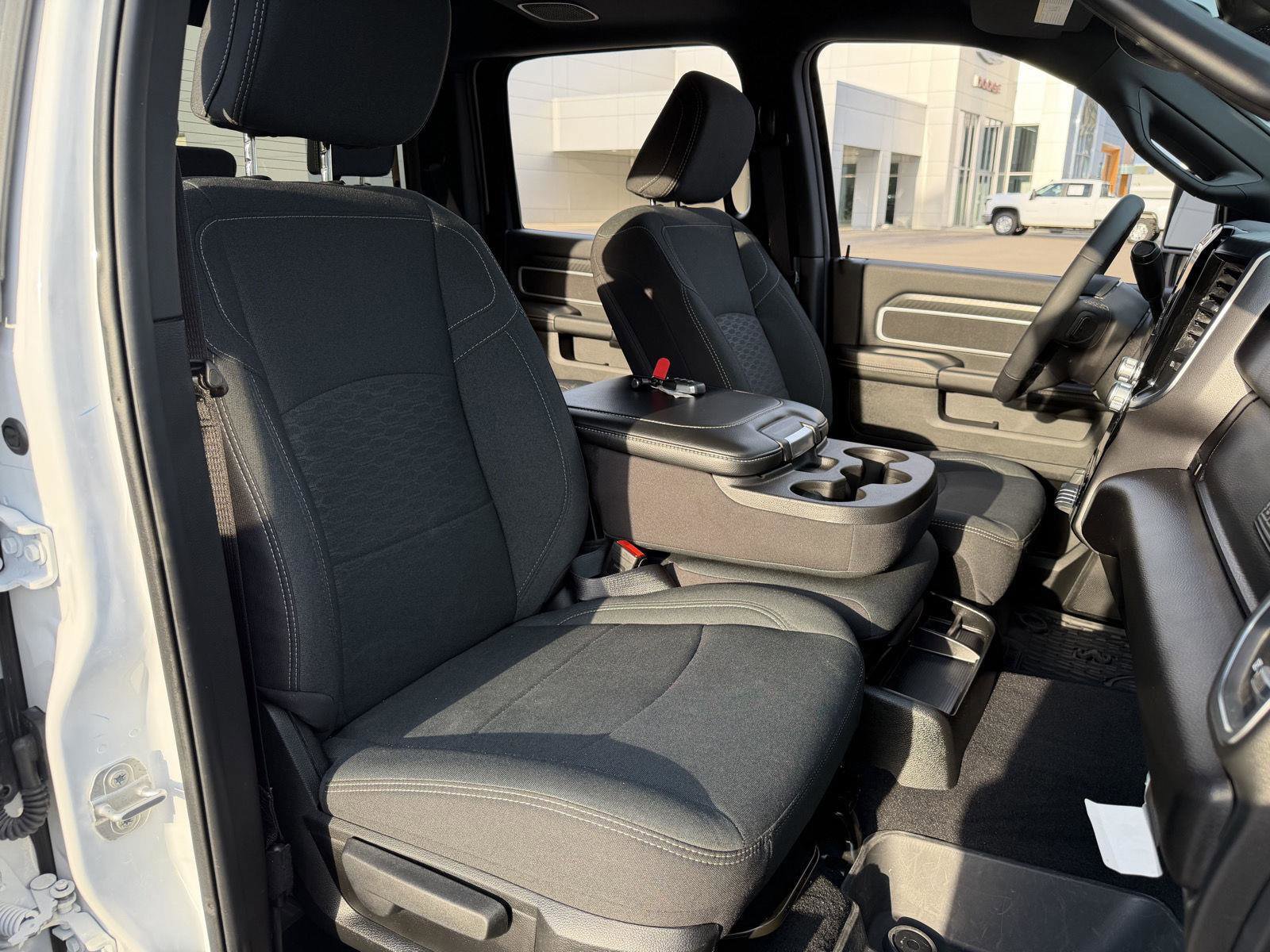 Used 2025 RAM 2500 Big Horn image 19